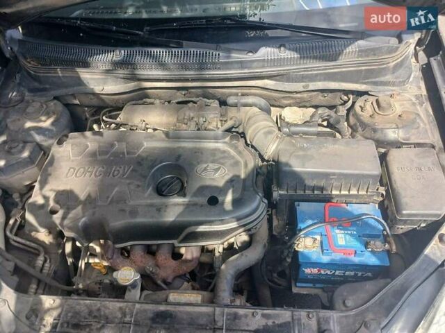 Чорний Хендай Акцент, об'ємом двигуна 1.6 л та пробігом 147 тис. км за 3500 $, фото 10 на Automoto.ua