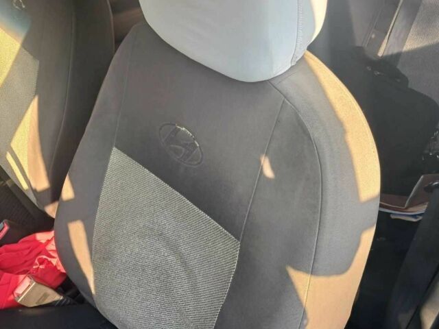 Черный Хендай Акцент, объемом двигателя 1.6 л и пробегом 148 тыс. км за 3300 $, фото 8 на Automoto.ua