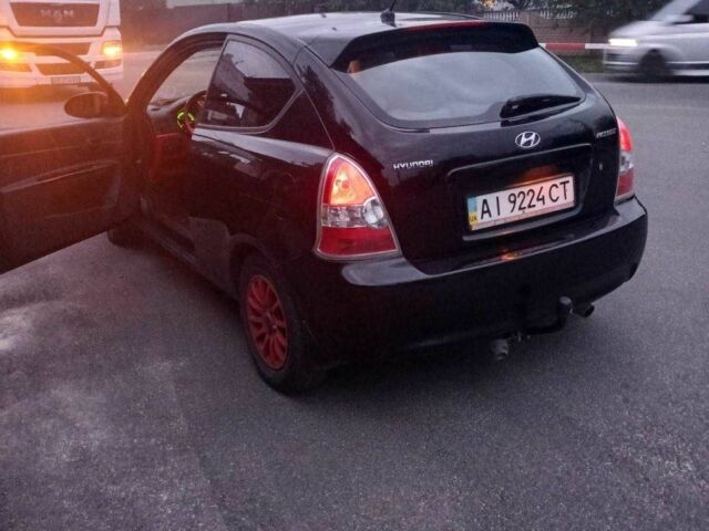 Черный Хендай Акцент, объемом двигателя 1.6 л и пробегом 148 тыс. км за 3300 $, фото 16 на Automoto.ua