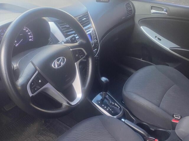 Чорний Хендай Акцент, об'ємом двигуна 1.4 л та пробігом 150 тис. км за 7300 $, фото 5 на Automoto.ua