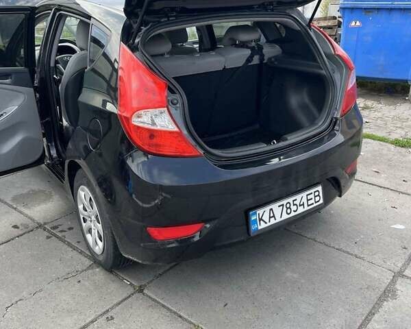 Чорний Хендай Акцент, об'ємом двигуна 1.59 л та пробігом 175 тис. км за 8000 $, фото 13 на Automoto.ua