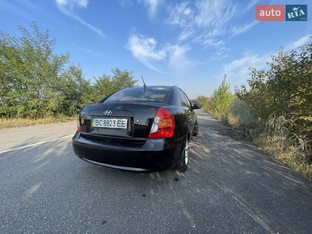 Черный Хендай Акцент, объемом двигателя 0 л и пробегом 281 тыс. км за 3900 $, фото 1 на Automoto.ua