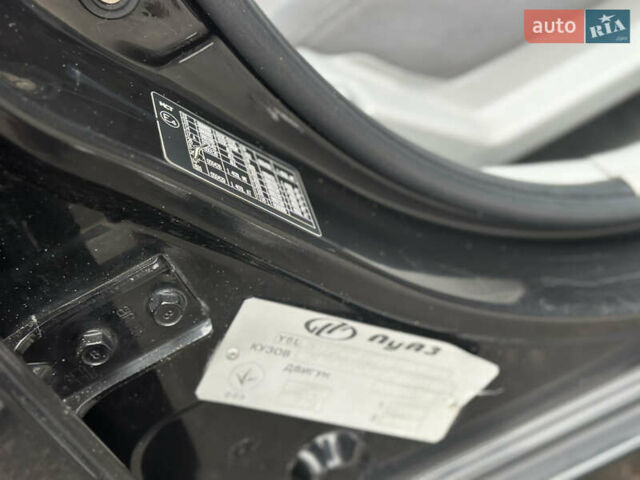 Черный Хендай Акцент, объемом двигателя 1.6 л и пробегом 170 тыс. км за 5699 $, фото 27 на Automoto.ua