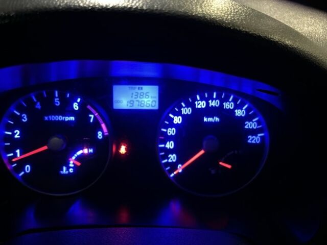 Черный Хендай Акцент, объемом двигателя 1.4 л и пробегом 197 тыс. км за 4800 $, фото 13 на Automoto.ua