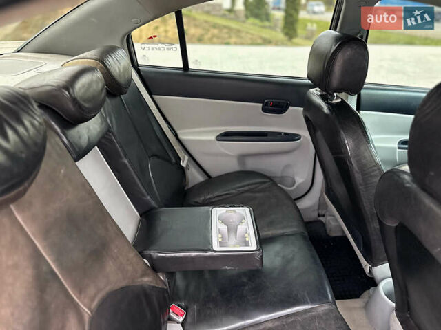 Хендай Акцент 2007 в Черновцах на Automoto.ua Черный Хендай Акцент, объемом двигателя 1.4 л и пробегом 345 тыс. км за 3600 $, фото 59 на Automoto.ua