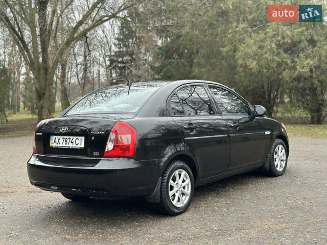 Черный Хендай Акцент, объемом двигателя 1.6 л и пробегом 170 тыс. км за 5699 $, фото 15 на Automoto.ua