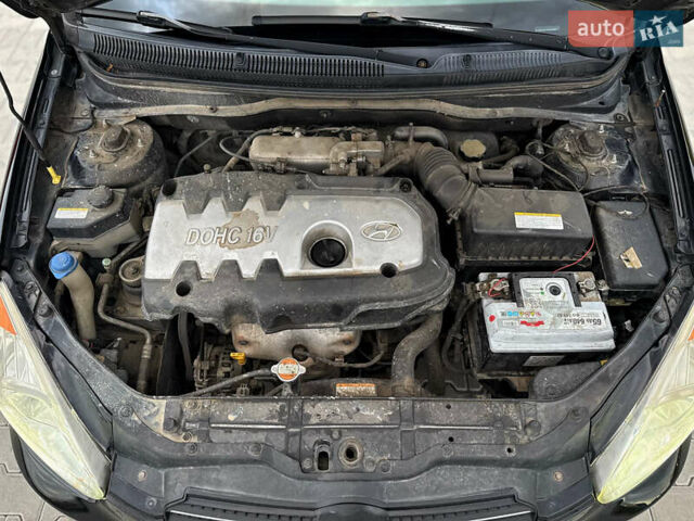 Хендай Акцент 2007 в Черновцах на Automoto.ua Черный Хендай Акцент, объемом двигателя 1.4 л и пробегом 345 тыс. км за 3600 $, фото 63 на Automoto.ua
