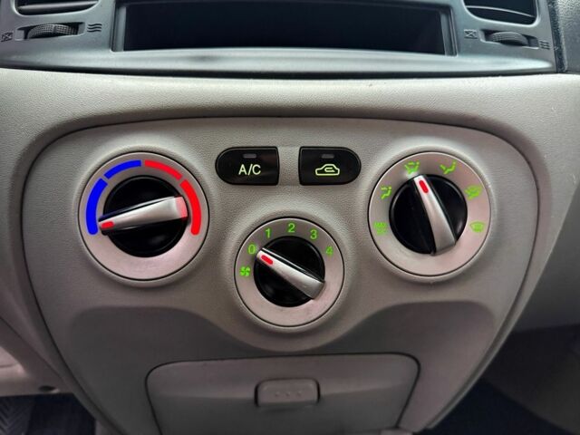 Хендай Акцент 2007 в Черновцах на Automoto.ua Черный Хендай Акцент, объемом двигателя 1.4 л и пробегом 345 тыс. км за 3600 $, фото 18 на Automoto.ua