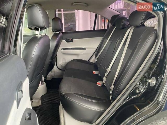 Черный Хендай Акцент, объемом двигателя 1.4 л и пробегом 93 тыс. км за 5800 $, фото 11 на Automoto.ua