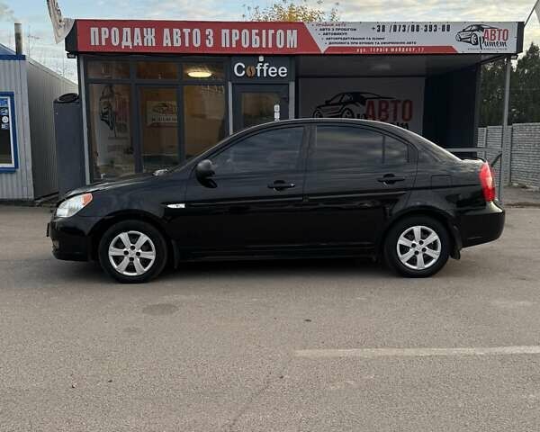 Черный Хендай Акцент, объемом двигателя 1.4 л и пробегом 211 тыс. км за 5400 $, фото 7 на Automoto.ua