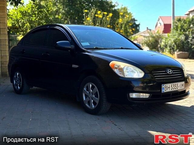 Черный Хендай Акцент, объемом двигателя 1.4 л и пробегом 178 тыс. км за 5300 $, фото 1 на Automoto.ua