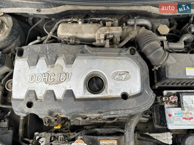 Хендай Акцент 2007 в Черновцах на Automoto.ua Черный Хендай Акцент, объемом двигателя 1.4 л и пробегом 345 тыс. км за 3600 $, фото 64 на Automoto.ua