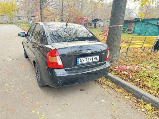 Черный Хендай Акцент, объемом двигателя 1.4 л и пробегом 250 тыс. км за 3000 $, фото 2 на Automoto.ua