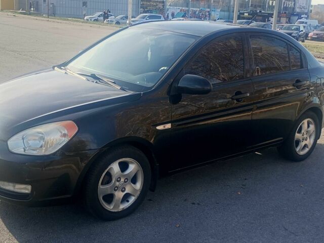 Чорний Хендай Акцент, об'ємом двигуна 1.5 л та пробігом 204 тис. км за 5280 $, фото 1 на Automoto.ua