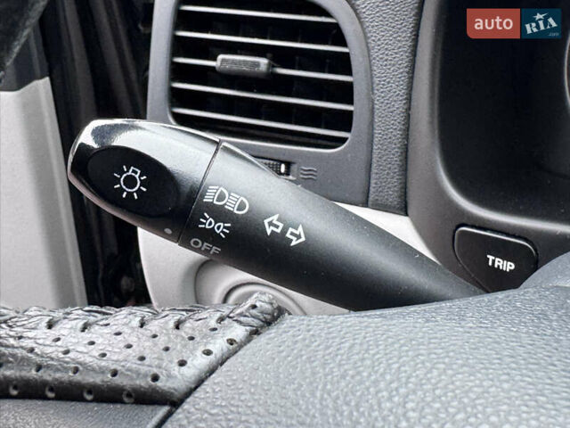 Черный Хендай Акцент, объемом двигателя 1.4 л и пробегом 139 тыс. км за 5999 $, фото 50 на Automoto.ua