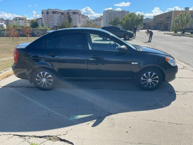 Черный Хендай Акцент, объемом двигателя 1.5 л и пробегом 237 тыс. км за 4000 $, фото 4 на Automoto.ua