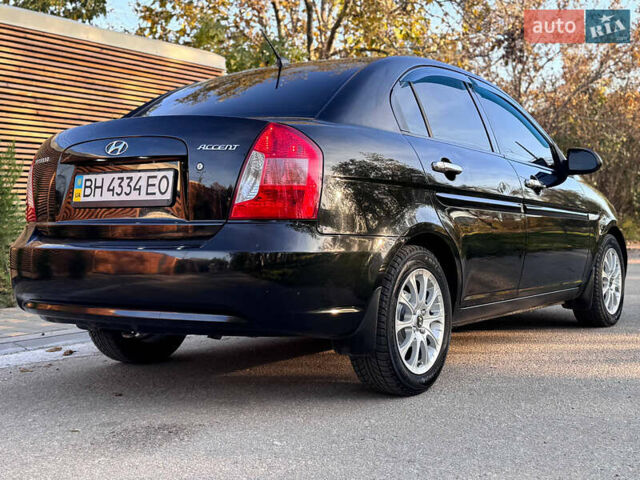 Черный Хендай Акцент, объемом двигателя 1.4 л и пробегом 128 тыс. км за 5800 $, фото 9 на Automoto.ua