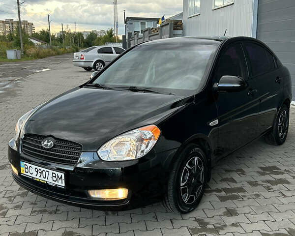 Чорний Хендай Акцент, об'ємом двигуна 1.4 л та пробігом 250 тис. км за 4800 $, фото 3 на Automoto.ua