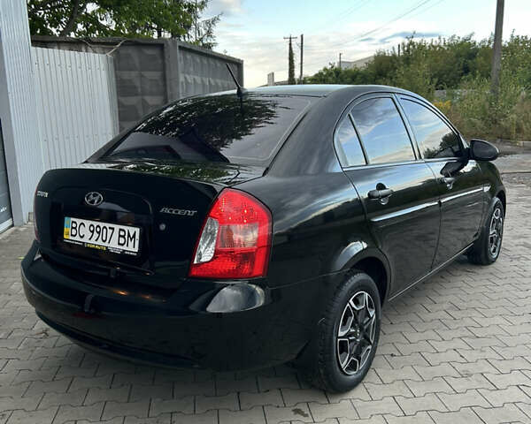 Чорний Хендай Акцент, об'ємом двигуна 1.4 л та пробігом 250 тис. км за 4800 $, фото 4 на Automoto.ua