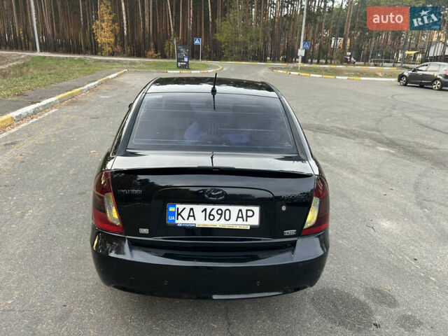 Черный Хендай Акцент, объемом двигателя 1.49 л и пробегом 247 тыс. км за 5200 $, фото 4 на Automoto.ua