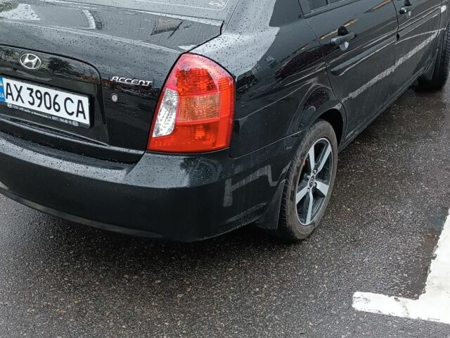 Чорний Хендай Акцент, об'ємом двигуна 1.4 л та пробігом 178 тис. км за 5400 $, фото 4 на Automoto.ua