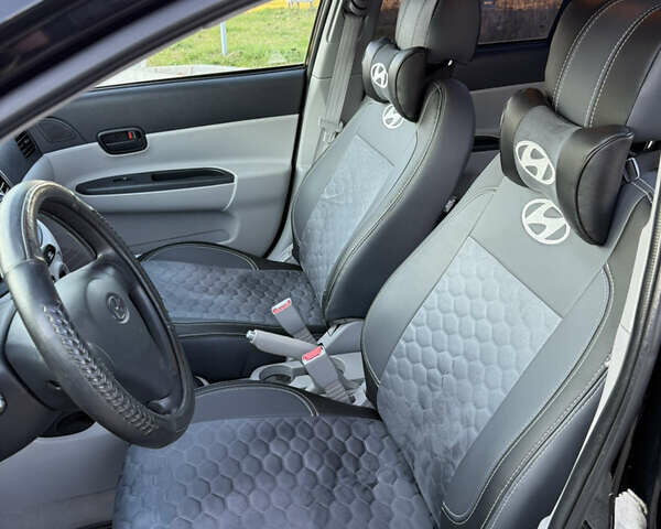 Черный Хендай Акцент, объемом двигателя 1.59 л и пробегом 175 тыс. км за 6300 $, фото 11 на Automoto.ua