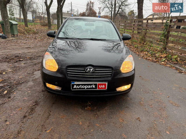 Черный Хендай Акцент, объемом двигателя 1.4 л и пробегом 165 тыс. км за 5390 $, фото 1 на Automoto.ua
