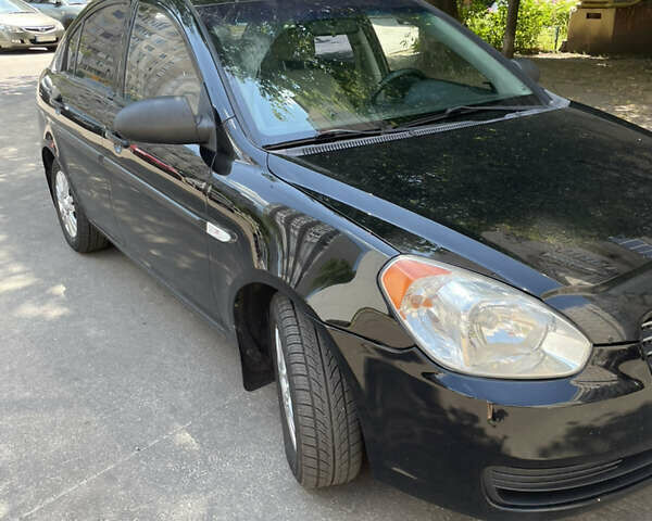 Черный Хендай Акцент, объемом двигателя 1.4 л и пробегом 162 тыс. км за 5200 $, фото 8 на Automoto.ua