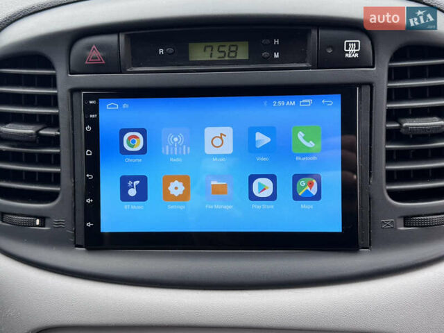 Черный Хендай Акцент, объемом двигателя 1.4 л и пробегом 139 тыс. км за 5999 $, фото 45 на Automoto.ua