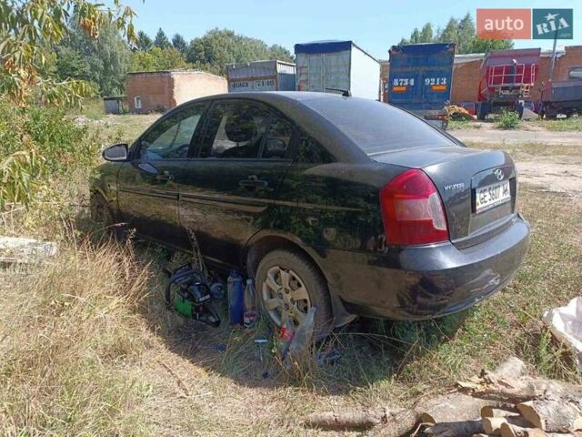 Черный Хендай Акцент, объемом двигателя 1.4 л и пробегом 160 тыс. км за 1999 $, фото 2 на Automoto.ua