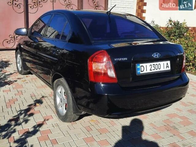 Черный Хендай Акцент, объемом двигателя 1.4 л и пробегом 237 тыс. км за 4800 $, фото 2 на Automoto.ua