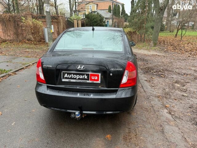 Черный Хендай Акцент, объемом двигателя 1.4 л и пробегом 165 тыс. км за 5390 $, фото 5 на Automoto.ua