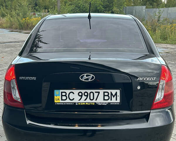Чорний Хендай Акцент, об'ємом двигуна 1.4 л та пробігом 250 тис. км за 4800 $, фото 5 на Automoto.ua