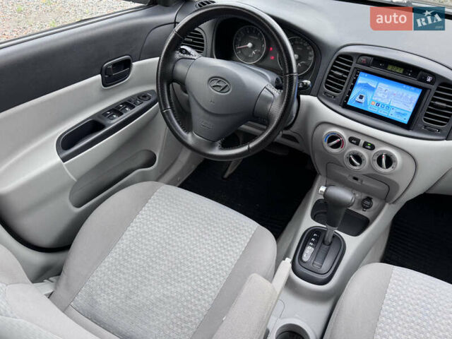 Черный Хендай Акцент, объемом двигателя 1.4 л и пробегом 139 тыс. км за 5999 $, фото 61 на Automoto.ua