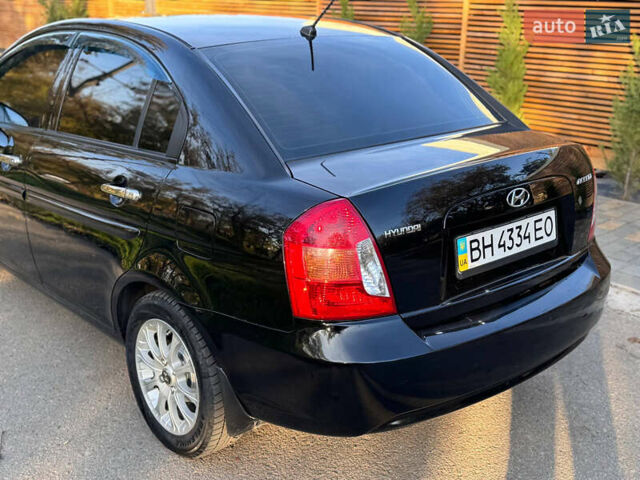 Черный Хендай Акцент, объемом двигателя 1.4 л и пробегом 128 тыс. км за 5800 $, фото 30 на Automoto.ua