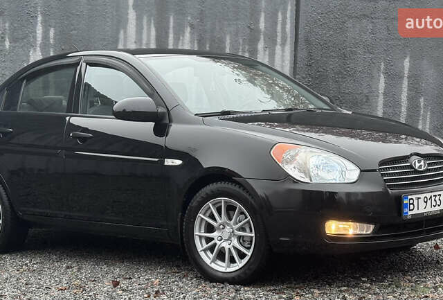 Черный Хендай Акцент, объемом двигателя 1.4 л и пробегом 139 тыс. км за 5999 $, фото 5 на Automoto.ua