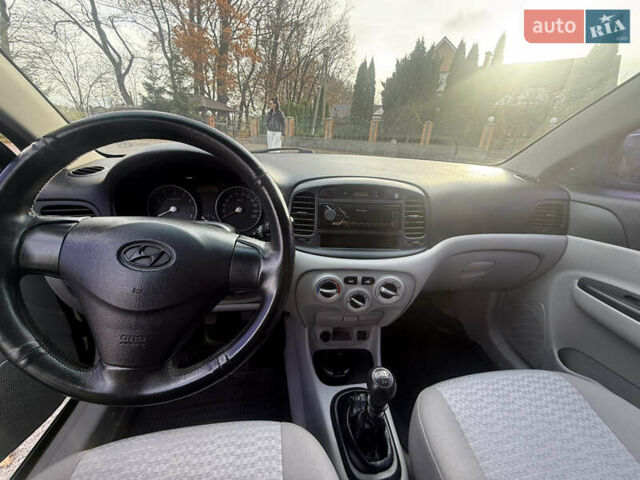 Черный Хендай Акцент, объемом двигателя 1.4 л и пробегом 257 тыс. км за 3000 $, фото 18 на Automoto.ua