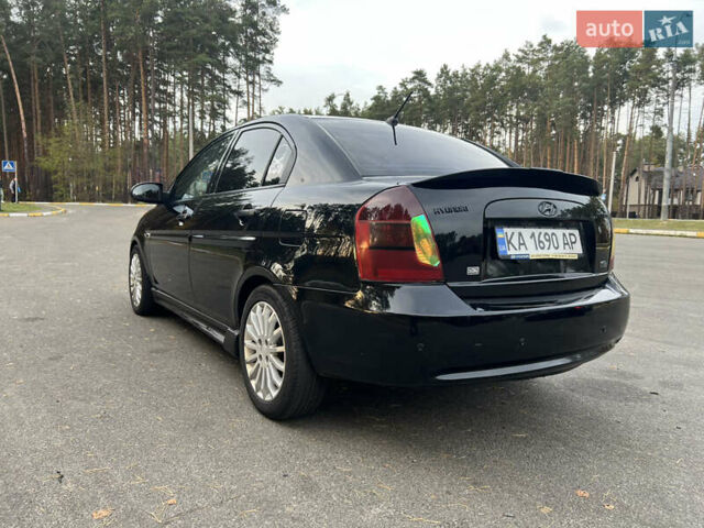 Черный Хендай Акцент, объемом двигателя 1.49 л и пробегом 247 тыс. км за 5200 $, фото 6 на Automoto.ua
