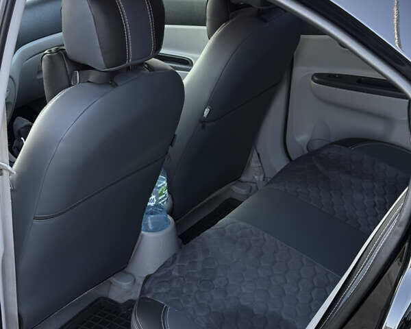 Черный Хендай Акцент, объемом двигателя 1.59 л и пробегом 175 тыс. км за 6300 $, фото 13 на Automoto.ua