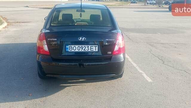 Черный Хендай Акцент, объемом двигателя 1.49 л и пробегом 204 тыс. км за 5280 $, фото 2 на Automoto.ua