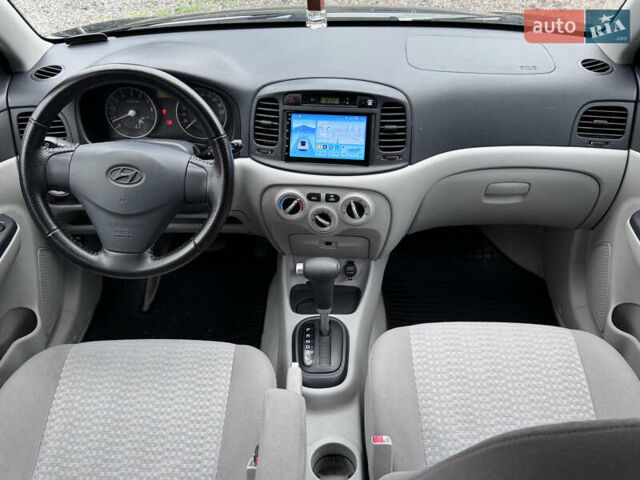 Черный Хендай Акцент, объемом двигателя 1.4 л и пробегом 139 тыс. км за 5999 $, фото 56 на Automoto.ua