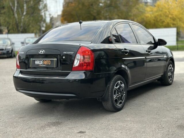 Чорний Хендай Акцент, об'ємом двигуна 1.4 л та пробігом 250 тис. км за 5100 $, фото 9 на Automoto.ua