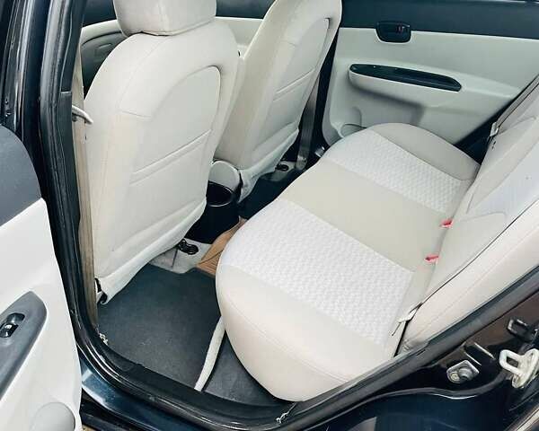 Чорний Хендай Акцент, об'ємом двигуна 1.4 л та пробігом 225 тис. км за 3899 $, фото 15 на Automoto.ua