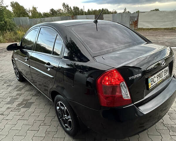 Чорний Хендай Акцент, об'ємом двигуна 1.4 л та пробігом 250 тис. км за 4800 $, фото 6 на Automoto.ua