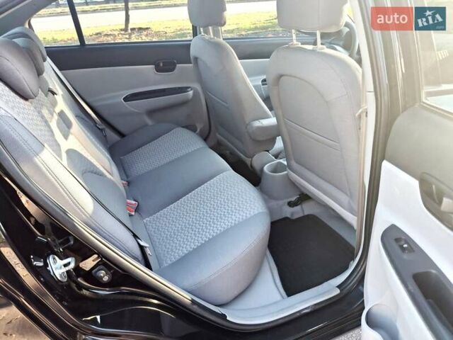 Черный Хендай Акцент, объемом двигателя 1.4 л и пробегом 157 тыс. км за 6200 $, фото 14 на Automoto.ua