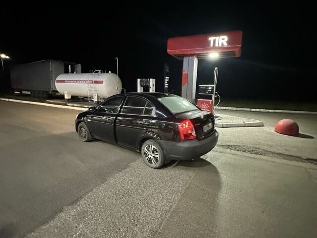 Черный Хендай Акцент, объемом двигателя 0 л и пробегом 230 тыс. км за 3300 $, фото 1 на Automoto.ua