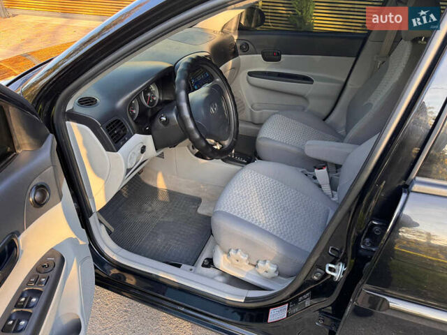 Черный Хендай Акцент, объемом двигателя 1.4 л и пробегом 128 тыс. км за 5800 $, фото 37 на Automoto.ua