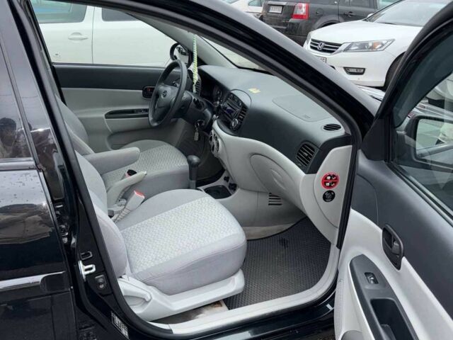 Чорний Хендай Акцент, об'ємом двигуна 1.4 л та пробігом 217 тис. км за 5000 $, фото 8 на Automoto.ua