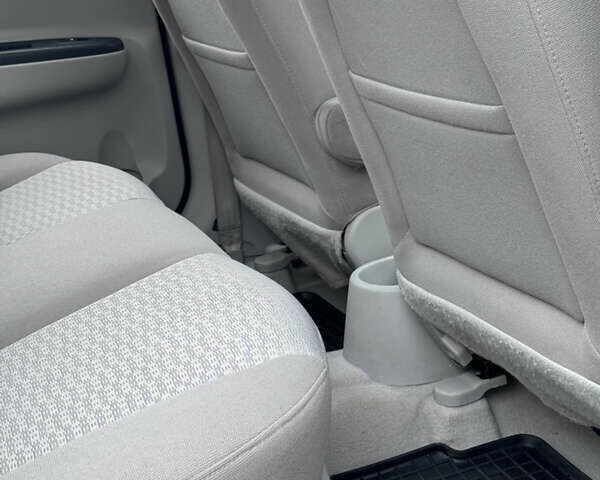 Черный Хендай Акцент, объемом двигателя 1.4 л и пробегом 139 тыс. км за 5999 $, фото 65 на Automoto.ua