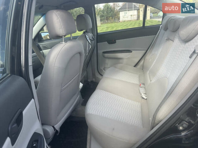 Чорний Хендай Акцент, об'ємом двигуна 1.4 л та пробігом 163 тис. км за 4200 $, фото 4 на Automoto.ua